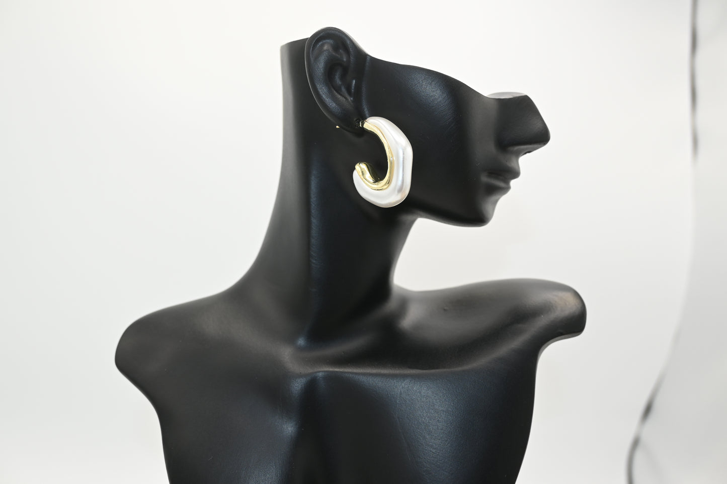 Pearl Lady Ear Studs
